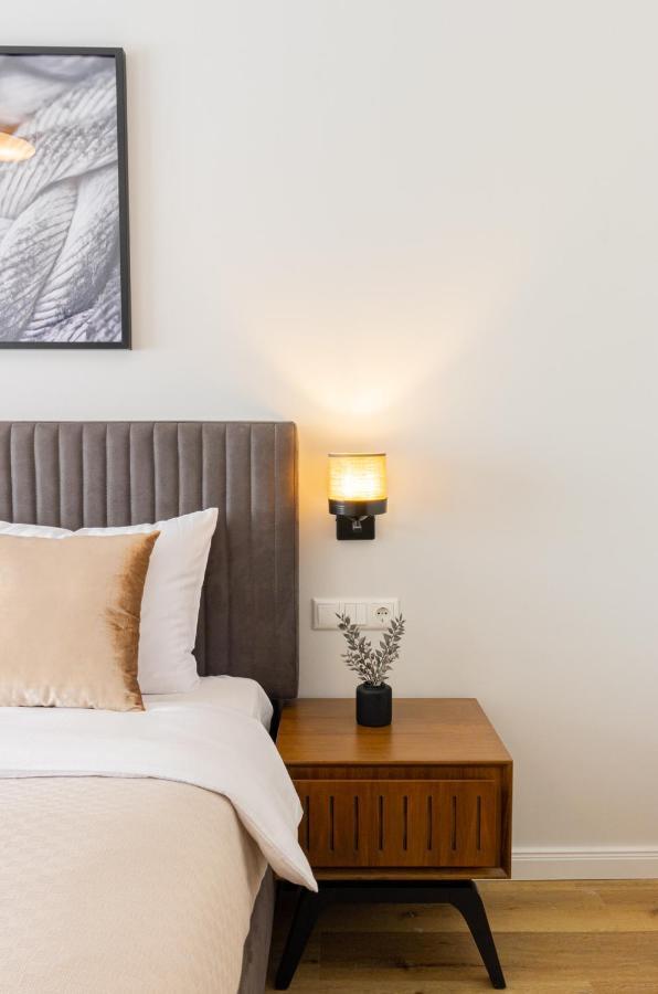 Moderne 1 Zimmer Ferienwohnung Mit Sonnenterrasse Und Parkplatz, In Ruhiger Lage, Nur Wenige Gehminuten Zum Ostsee Sandstrand Scharbeutz Exteriér fotografie